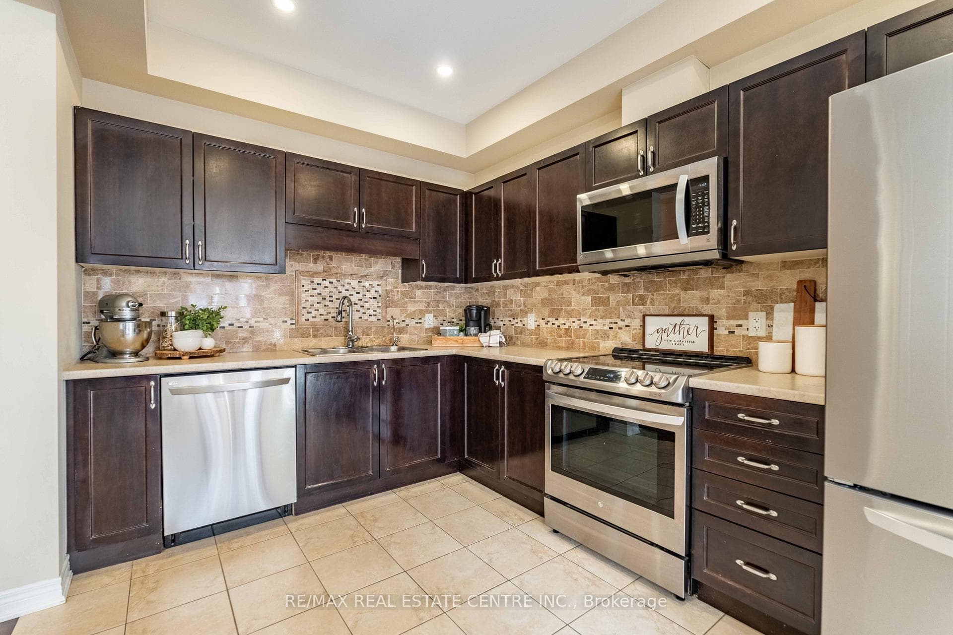 45 Seabreeze Crescent Unit 10 photo 8