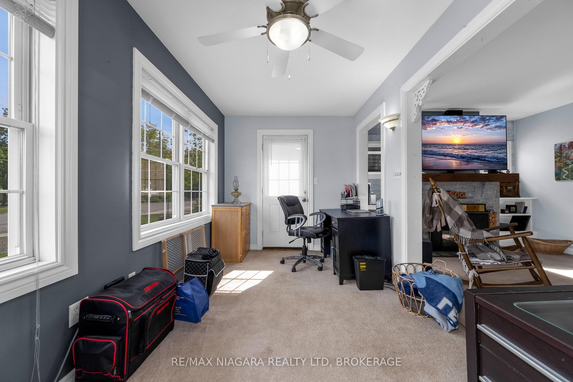 front 4 season room flooded with natural light