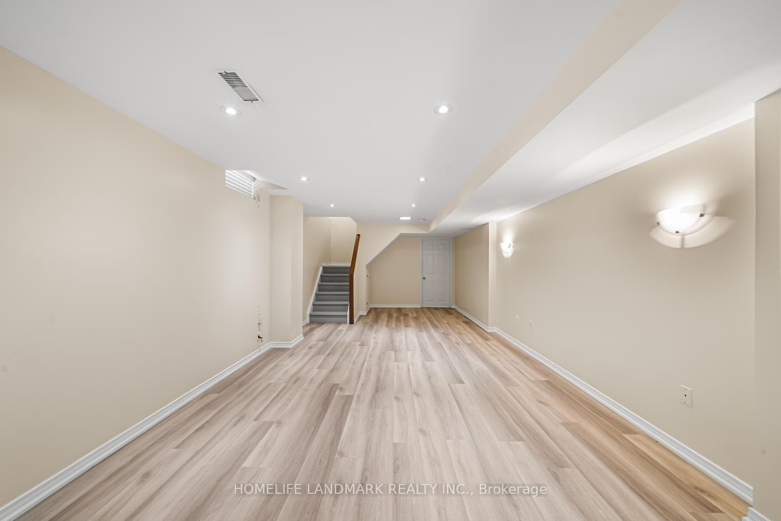 75 Bassett Avenue photo 24