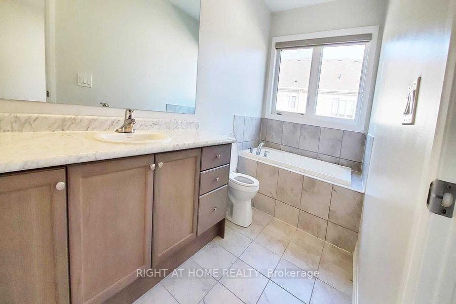4062 Maitland Street photo 15
