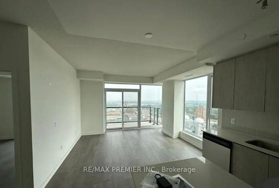55 Duke Street Unit 2308 photo 2