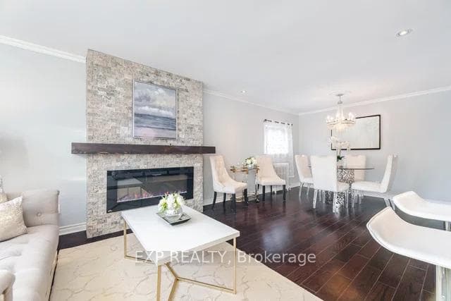 2774 St Clair Avenue photo 4