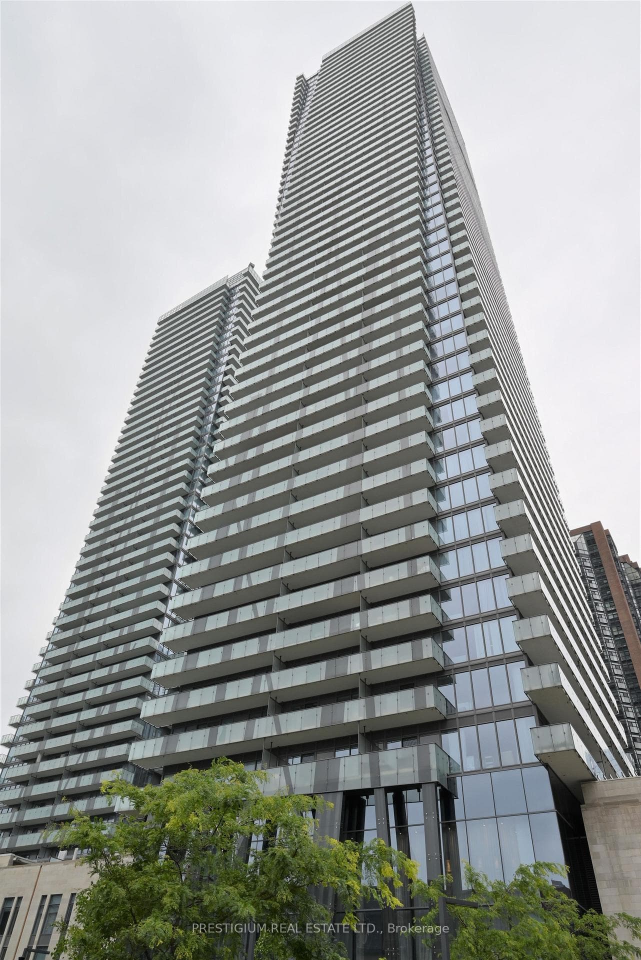 1080 Bay Street Unit 2210 photo 3