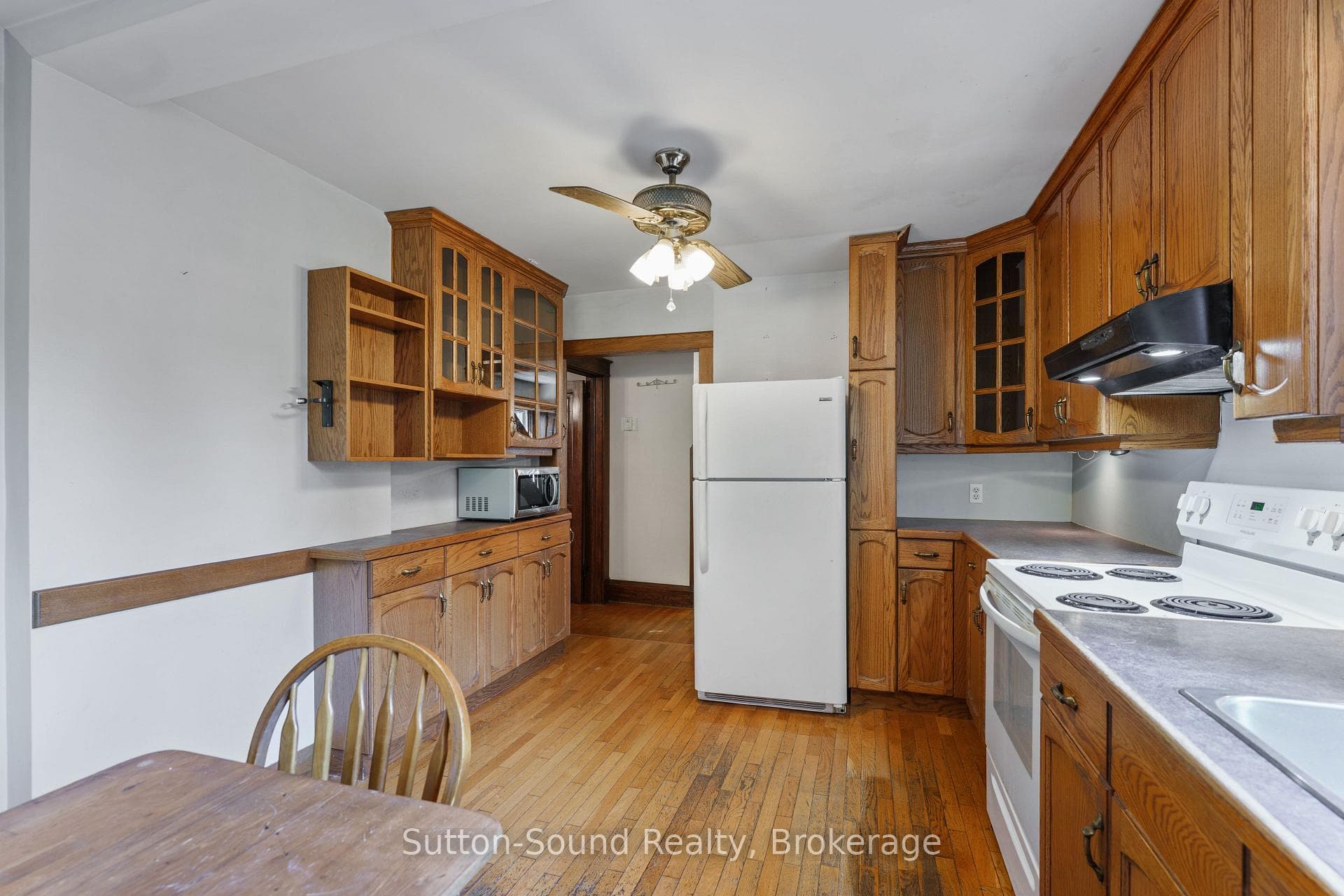 235 7th Street photo 12