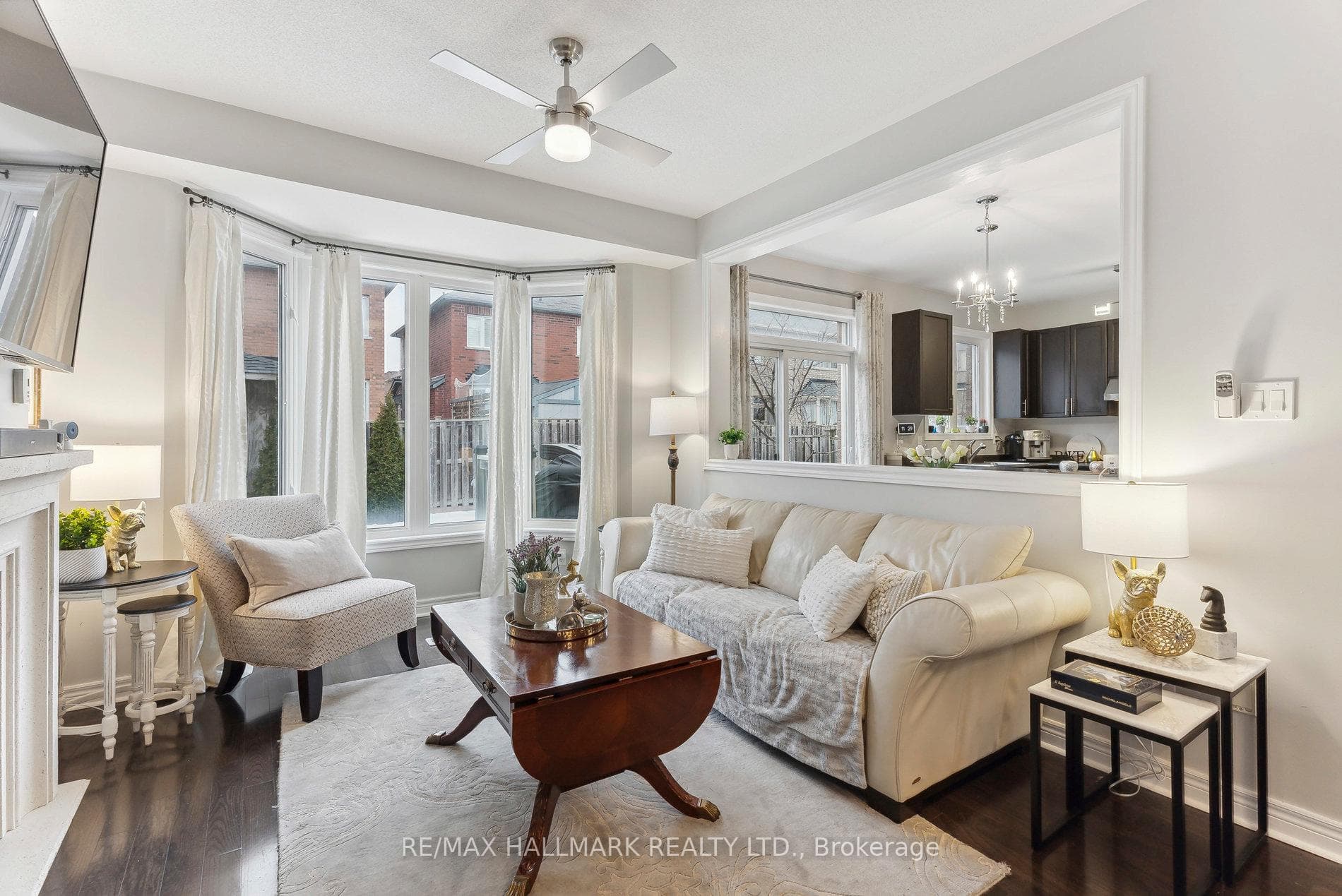 55 Brown Lane photo 12