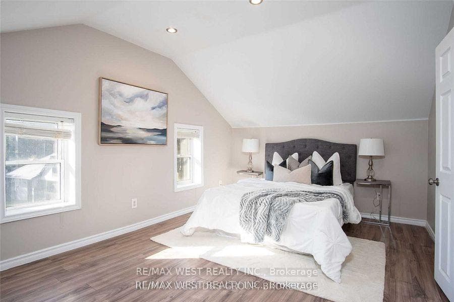 7 Maple Street photo 31