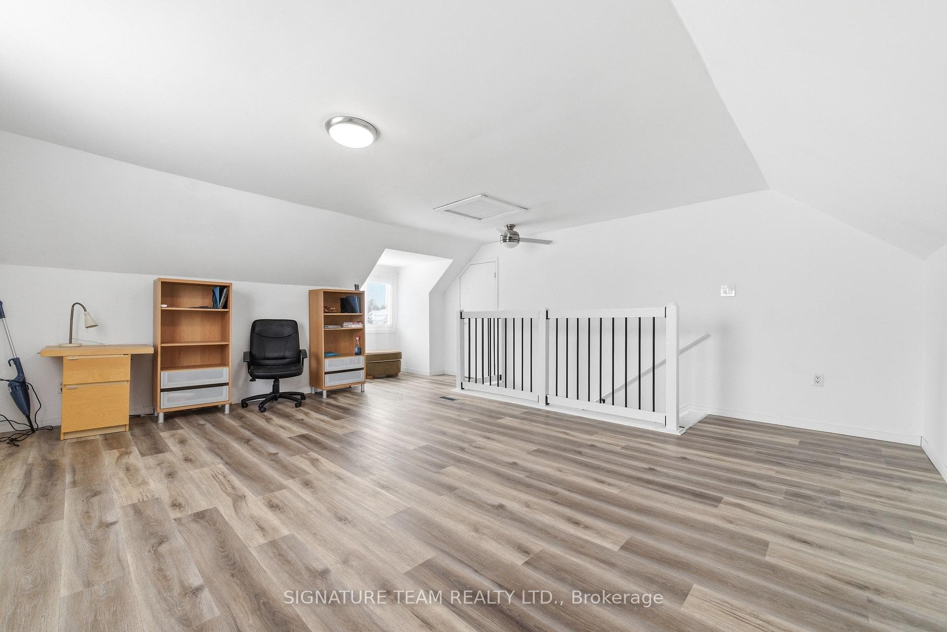 2683 Round Lake Road photo 25