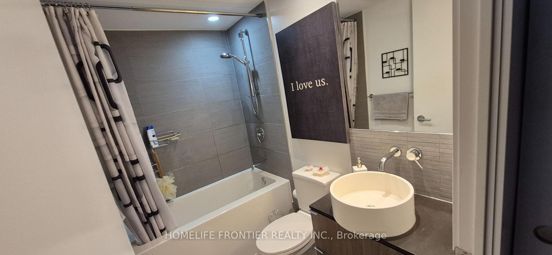 161 Roehampton Avenue Unit 226 photo 6
