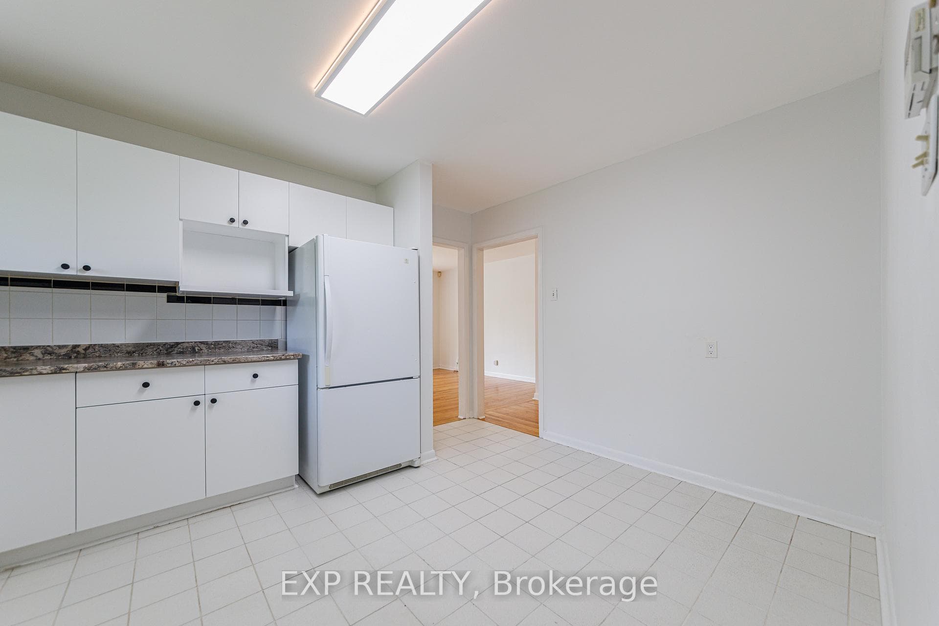 2097 Kingsley Road photo 12