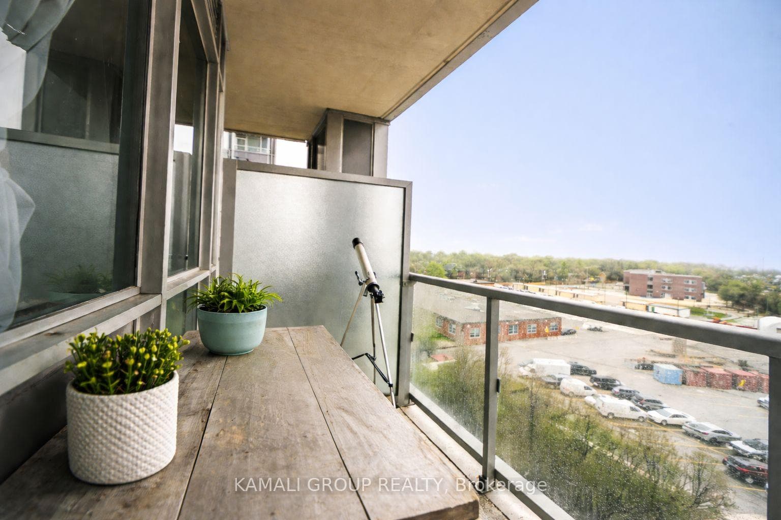 120 Harrison Garden Boulevard Unit 621 photo 5
