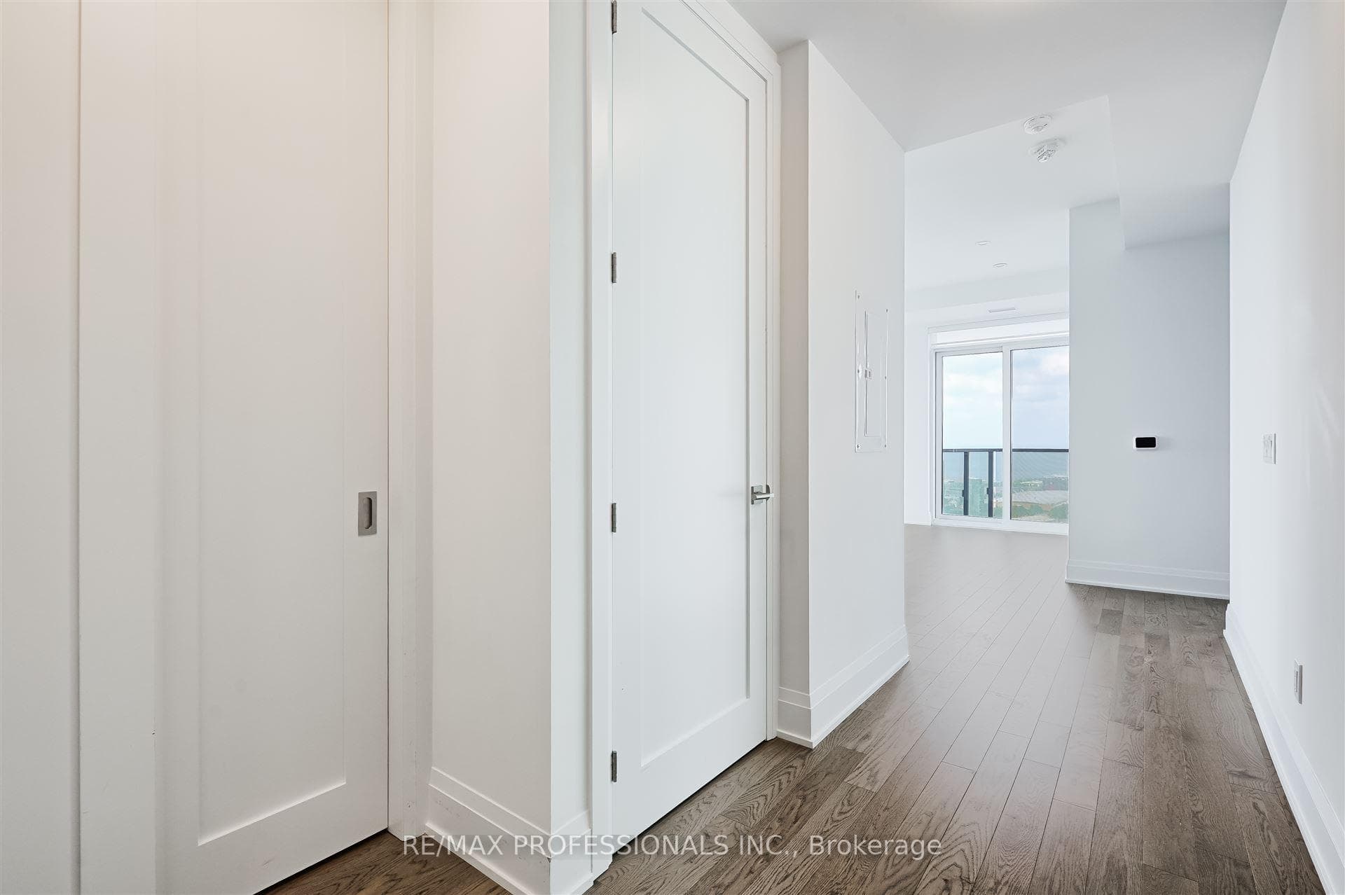 470 Front Street Unit GPH13 photo 7