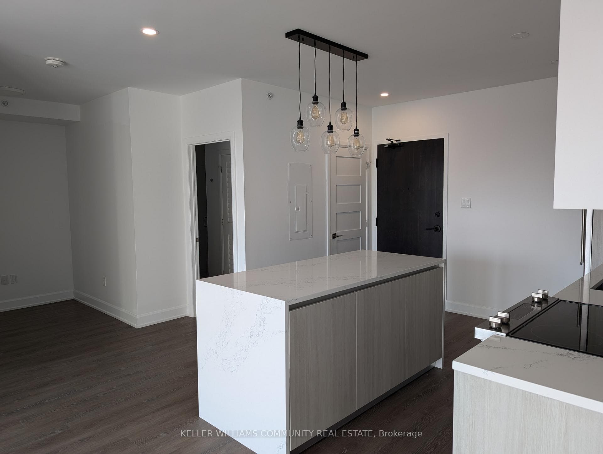 195 Hunter Street Unit 802 photo 5