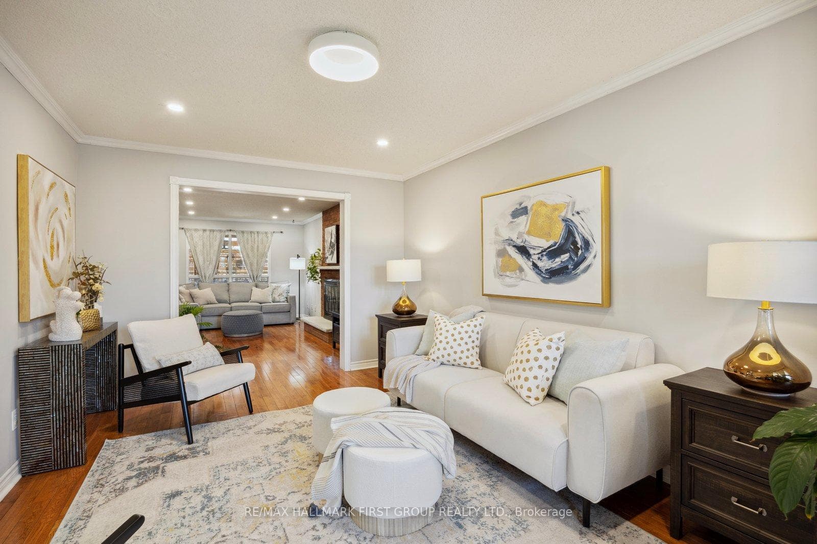 1516 Boyne Court photo 3