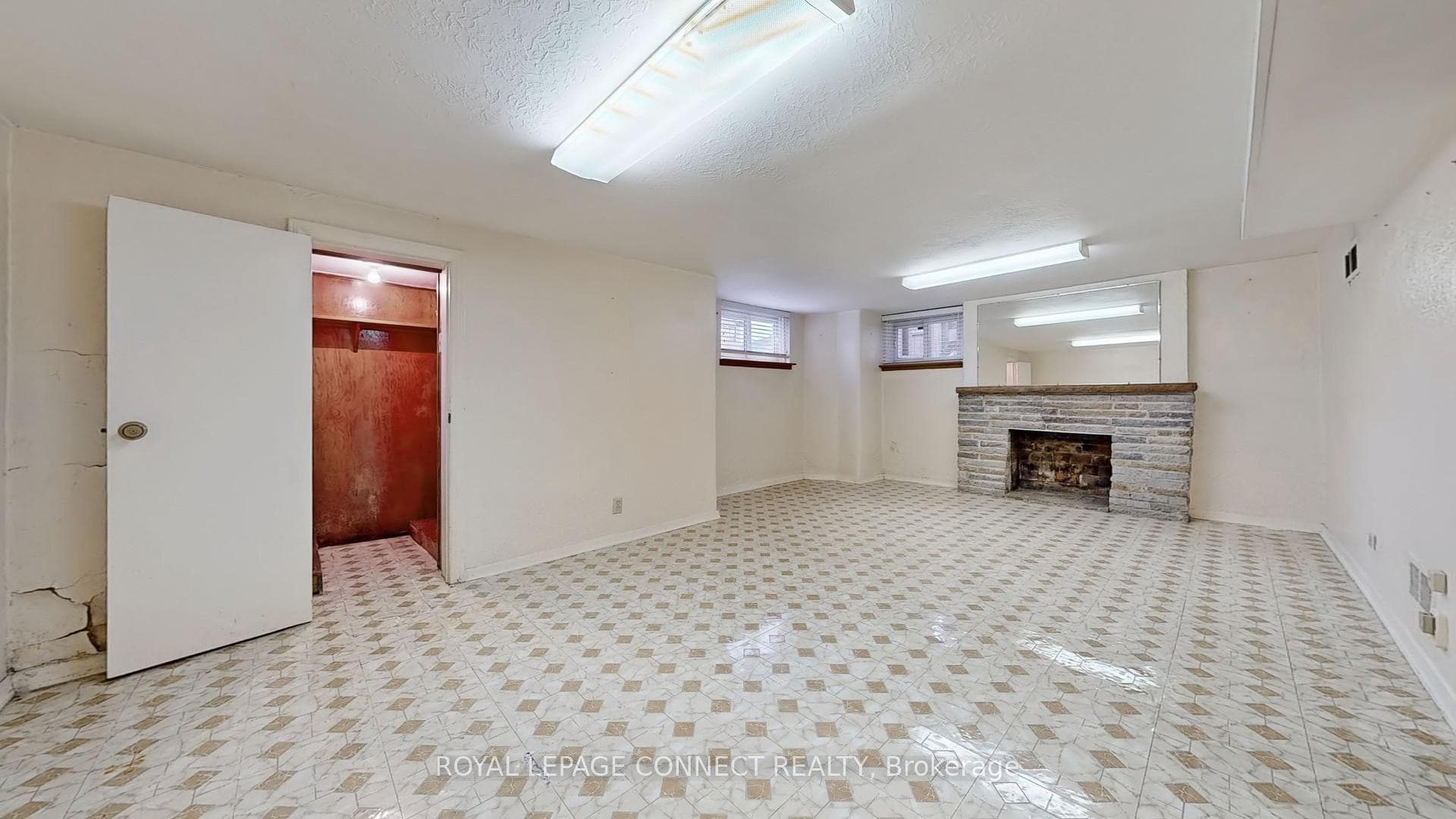 61 Yardley Avenue photo 25