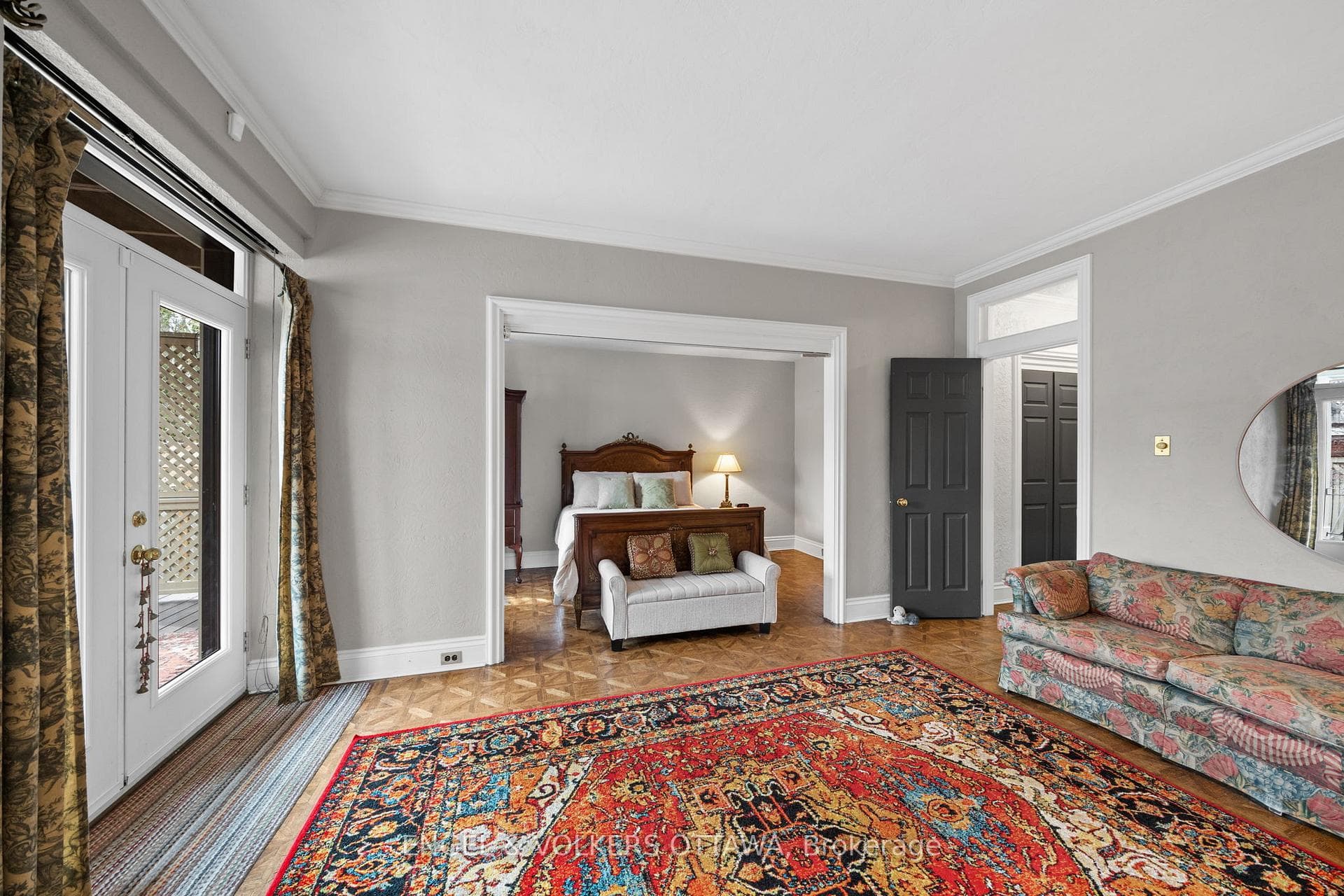 105 Stanley Avenue photo 7