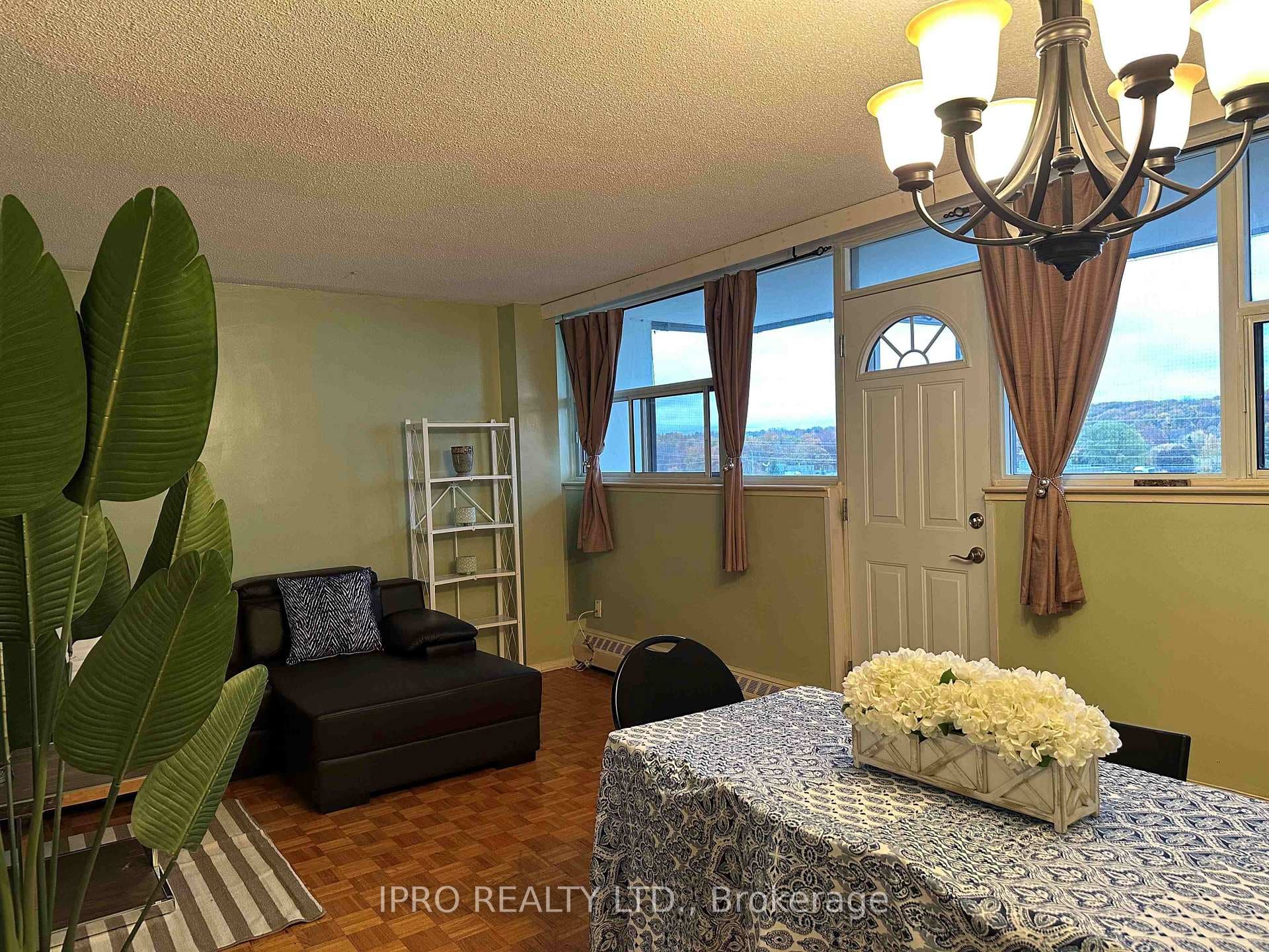215 Glenridge Avenue Unit 609 photo 7