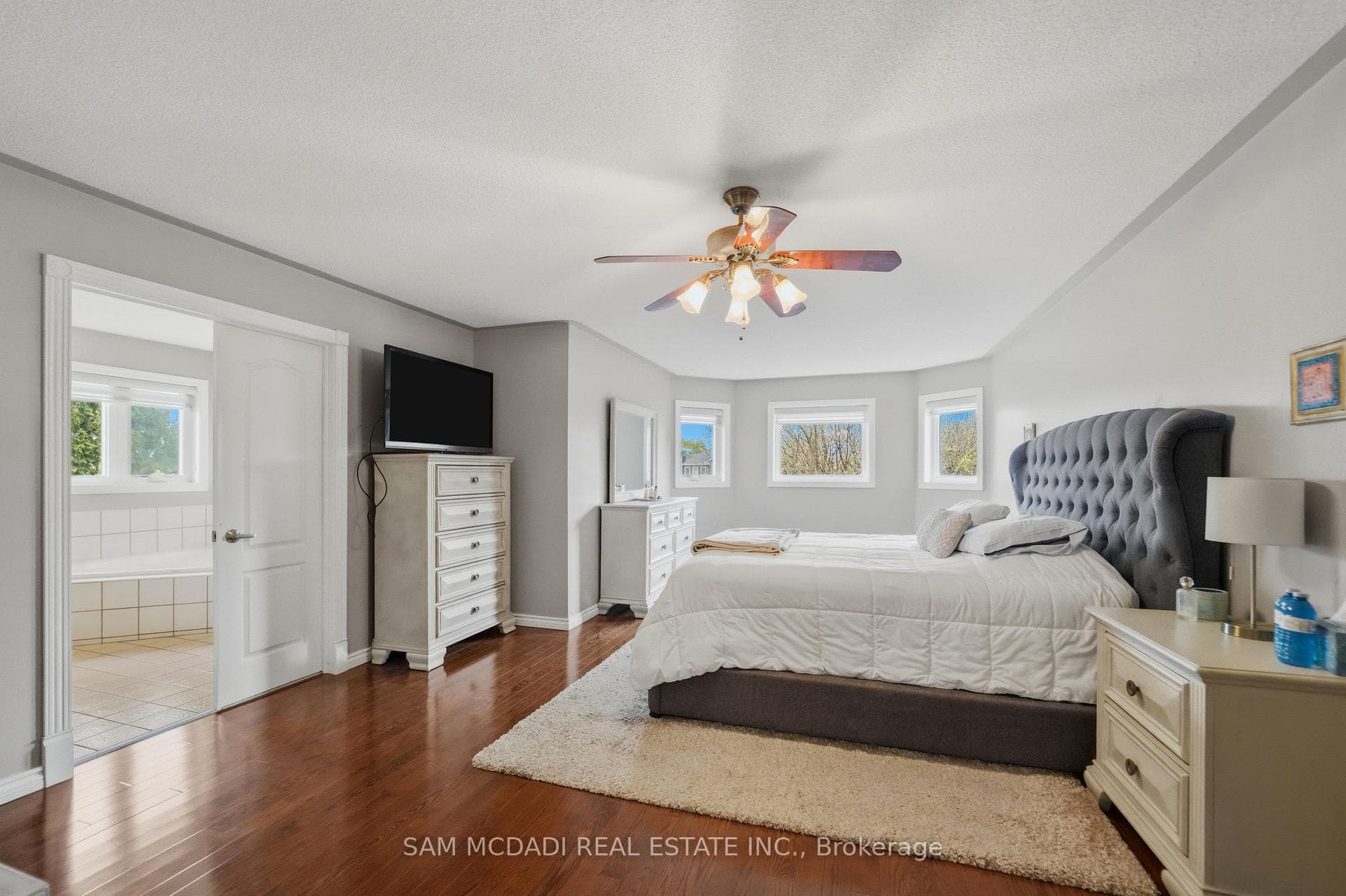 3605 Trelawny Circle photo 17