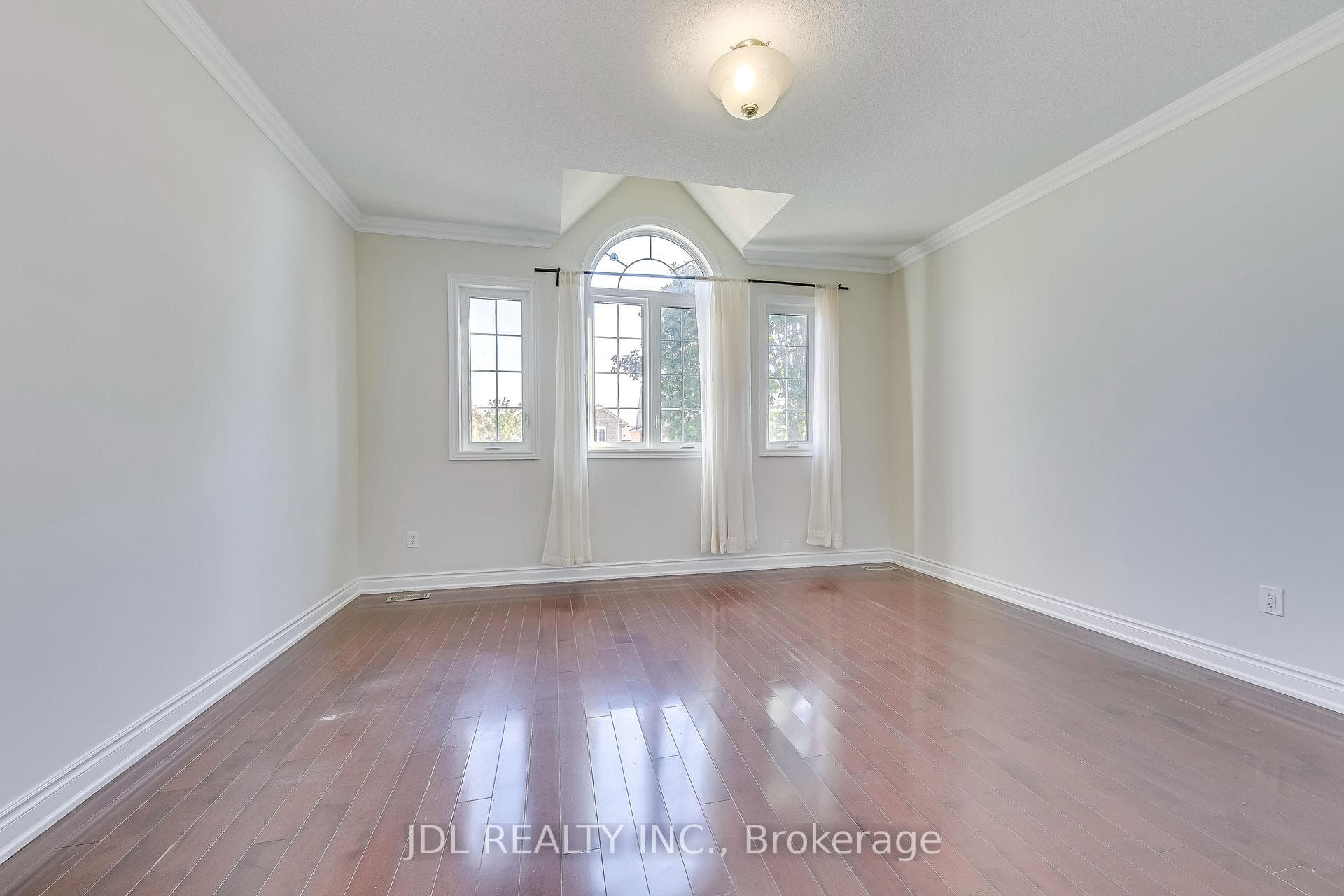 2206 Glenfield Road photo 19