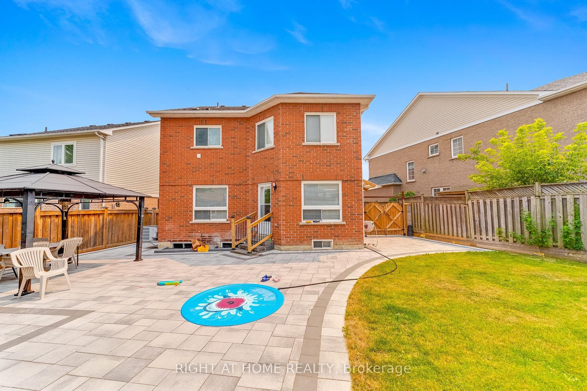 1300 Ravencliffe Court photo 8