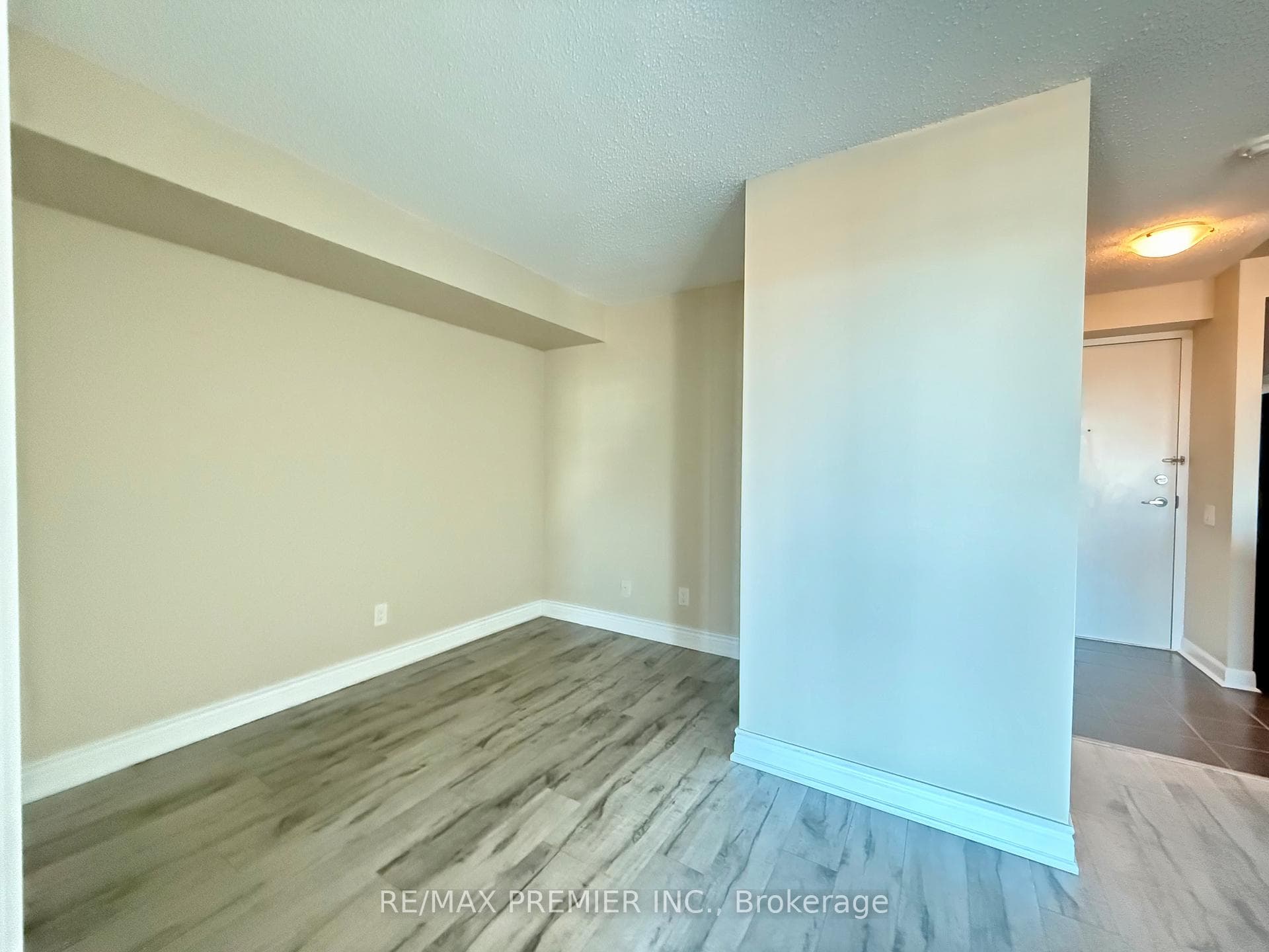 525 Wilson Avenue Unit 709 photo 20
