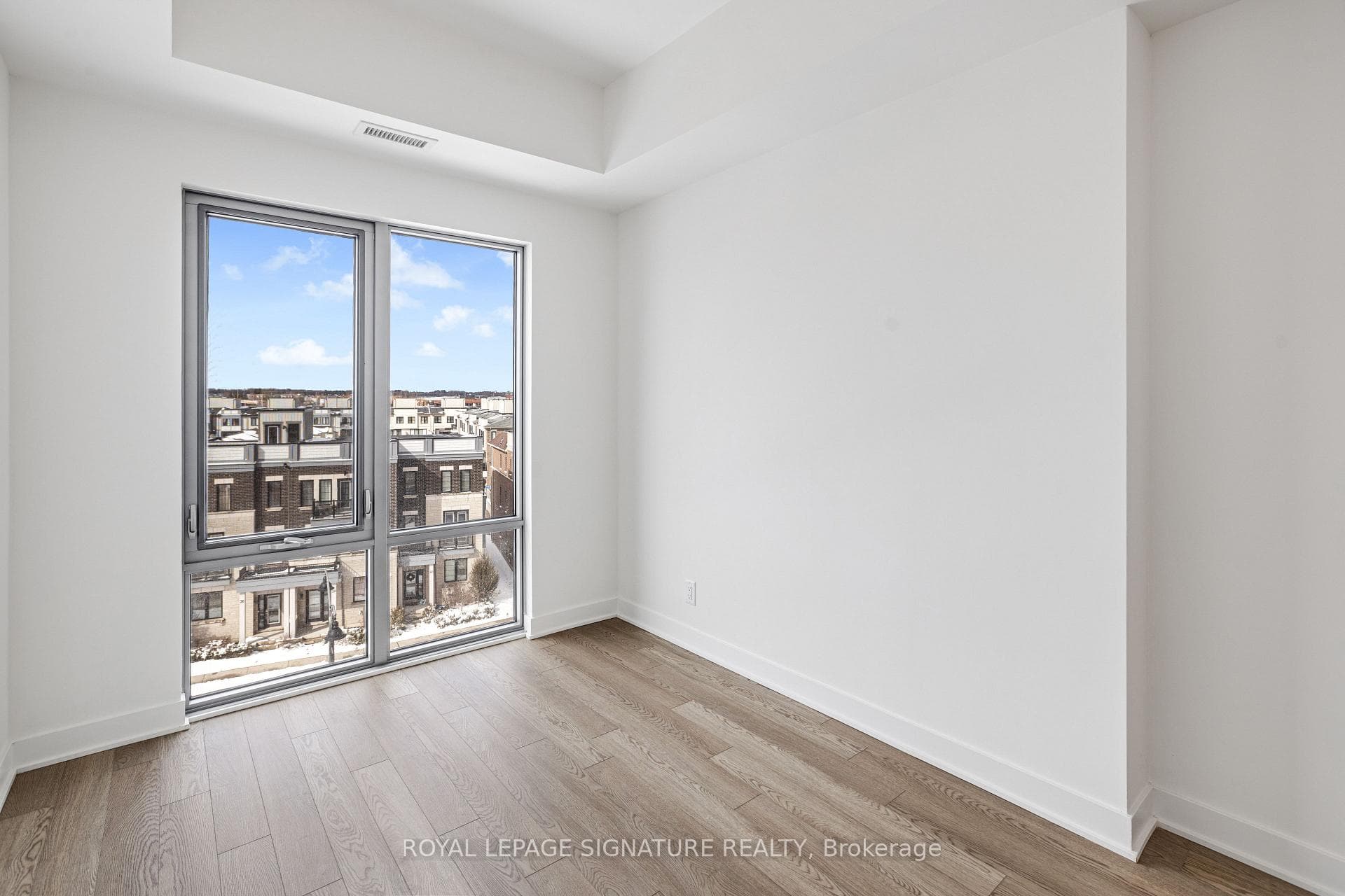 51 Clarington Boulevard Unit 520 photo 21