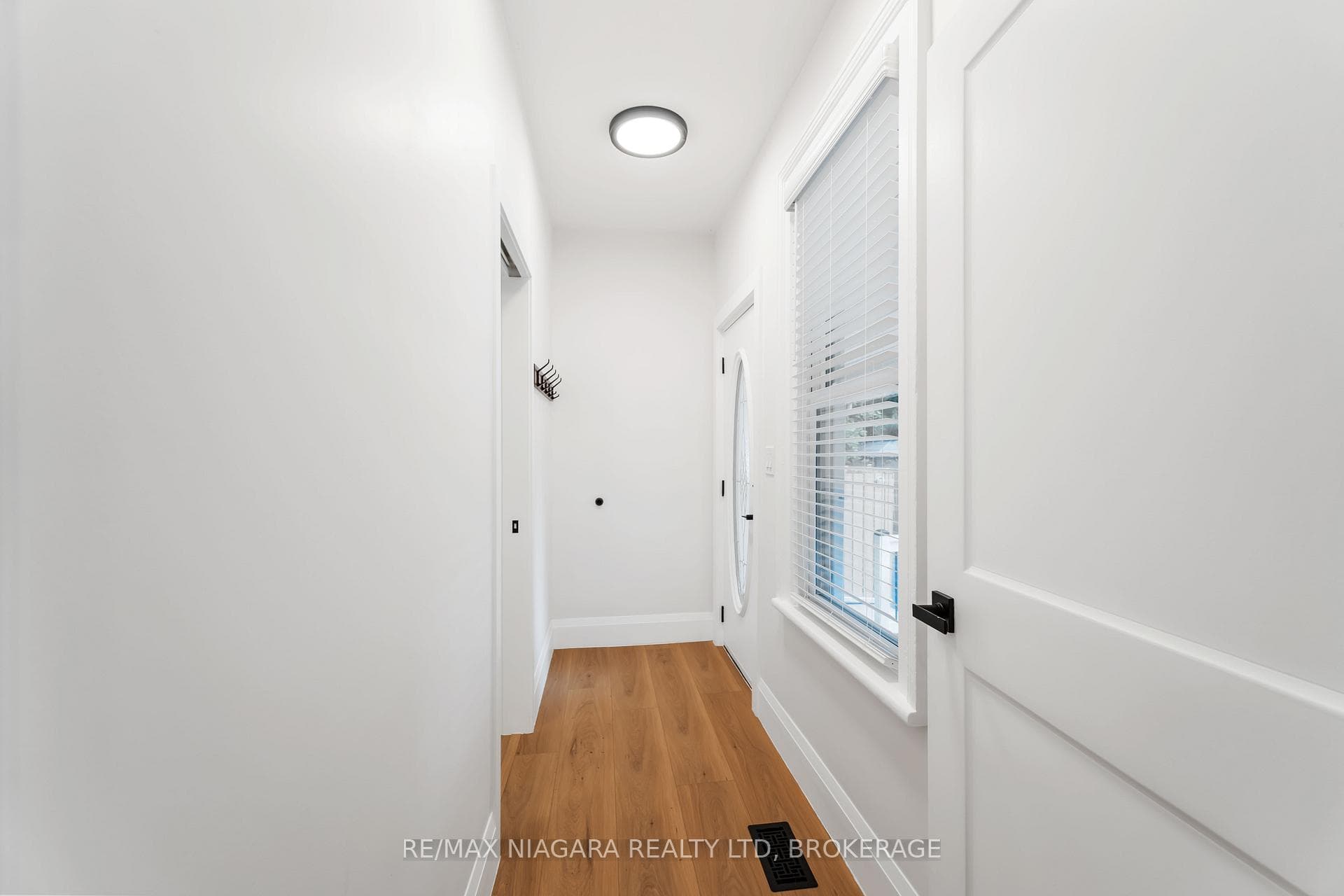 4367 Ontario Street photo 22