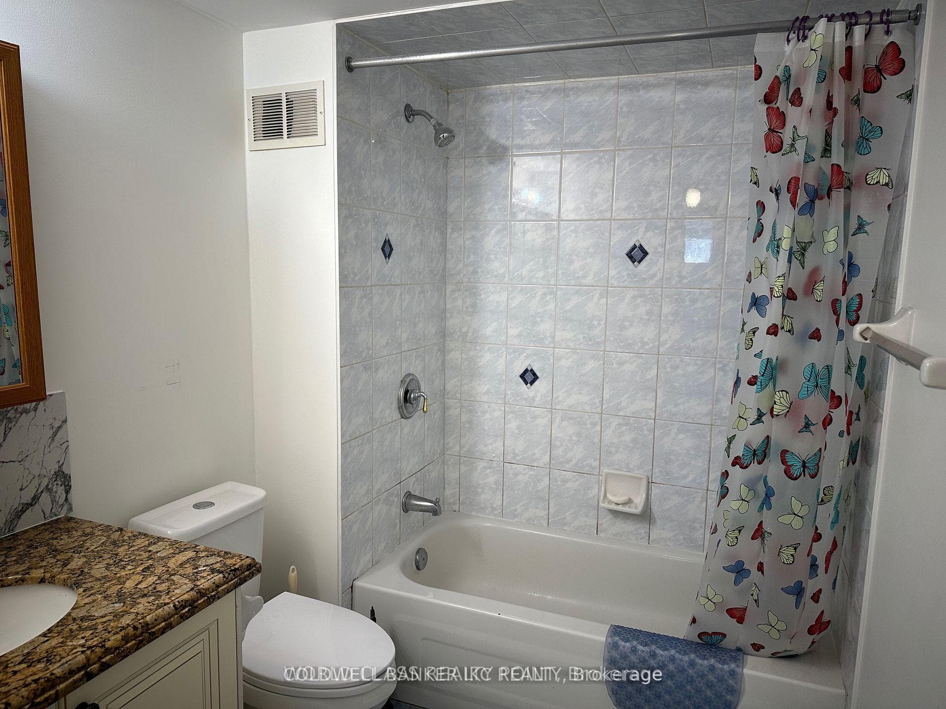 20 Murchison Crescent photo 5