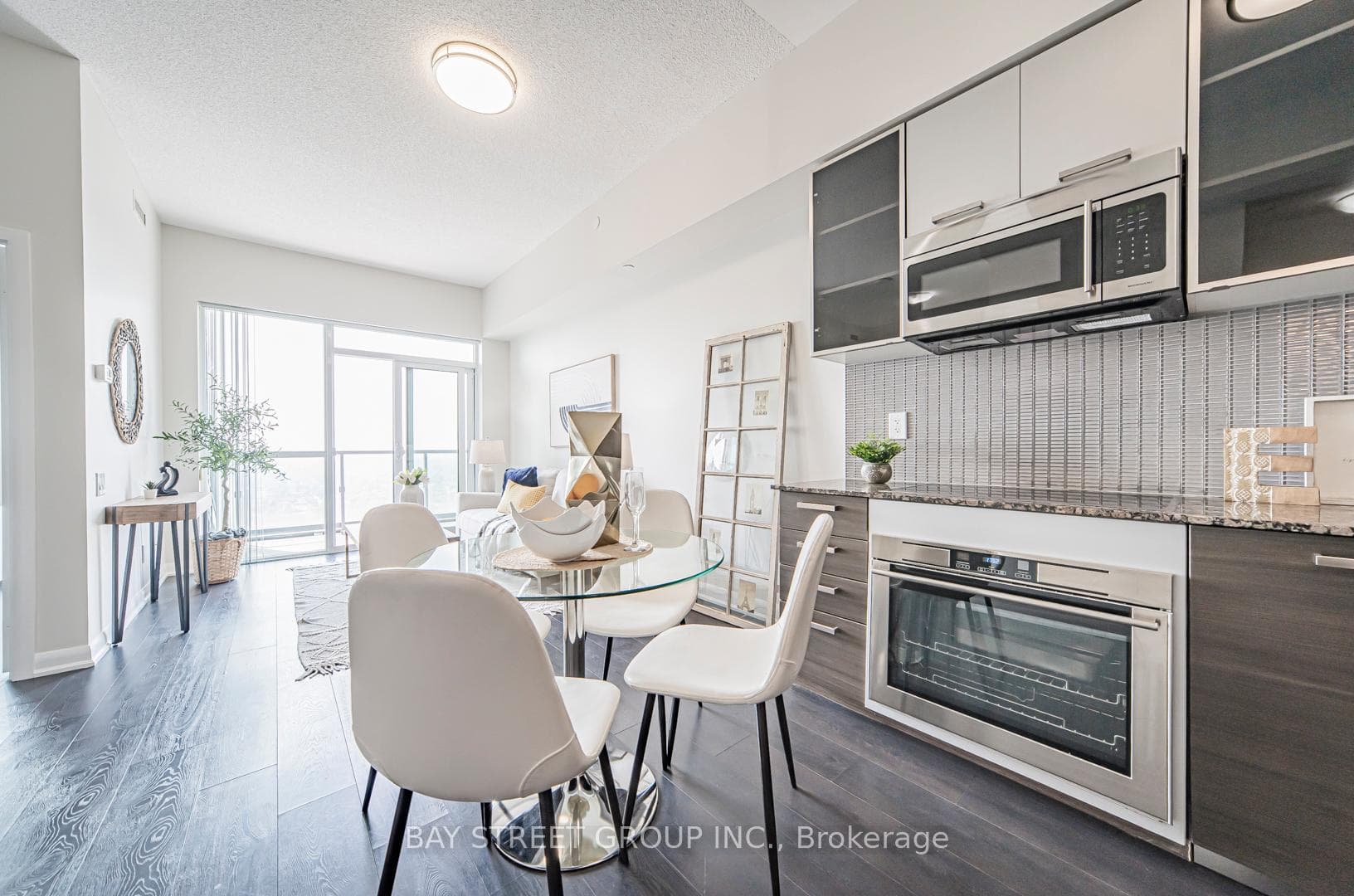 5162 Yonge Street Unit 3701 photo 16