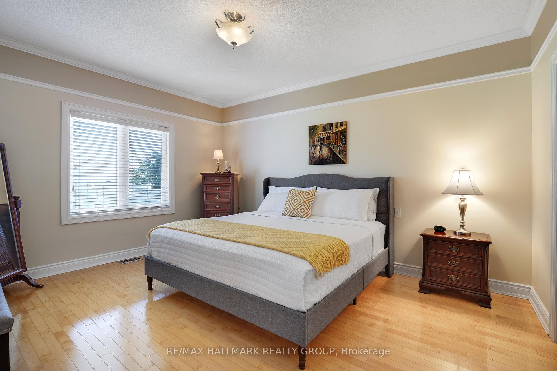 Primary Bedroom - hardwood
