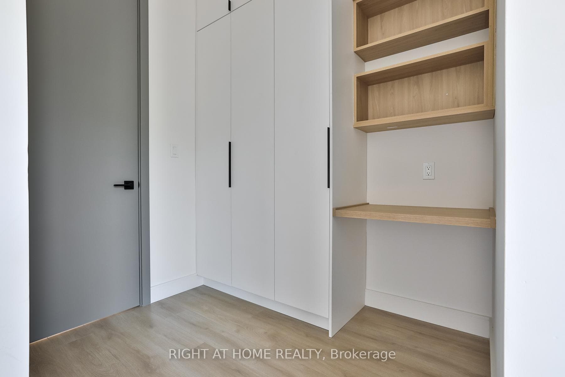 1169 Davenport Road Unit Unit 4 photo 23