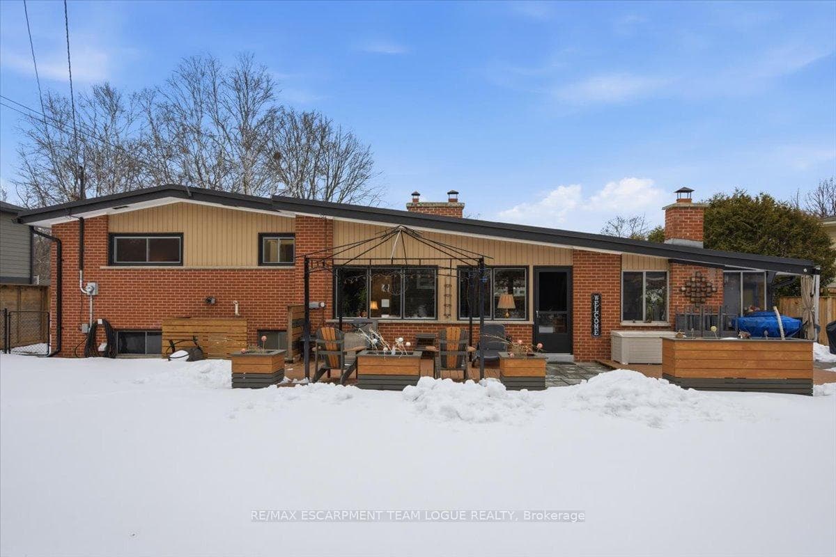 354 Arden Crescent photo 27