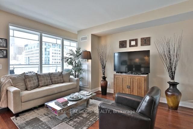 80 John Street Unit 1210 photo 4