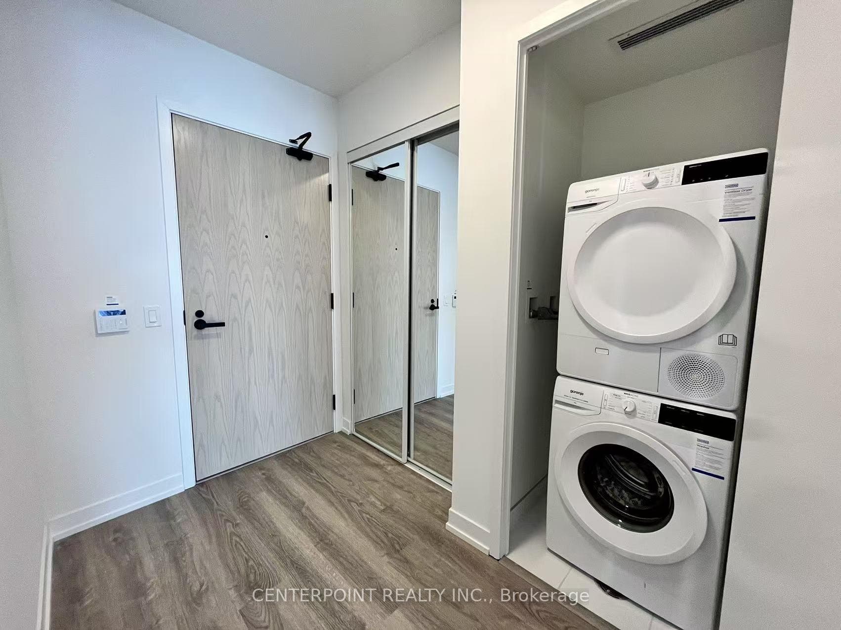 195 Commerce Street Unit 2511 photo 3