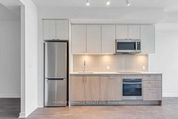 1926 Lakeshore Boulevard Unit 3511 photo 9