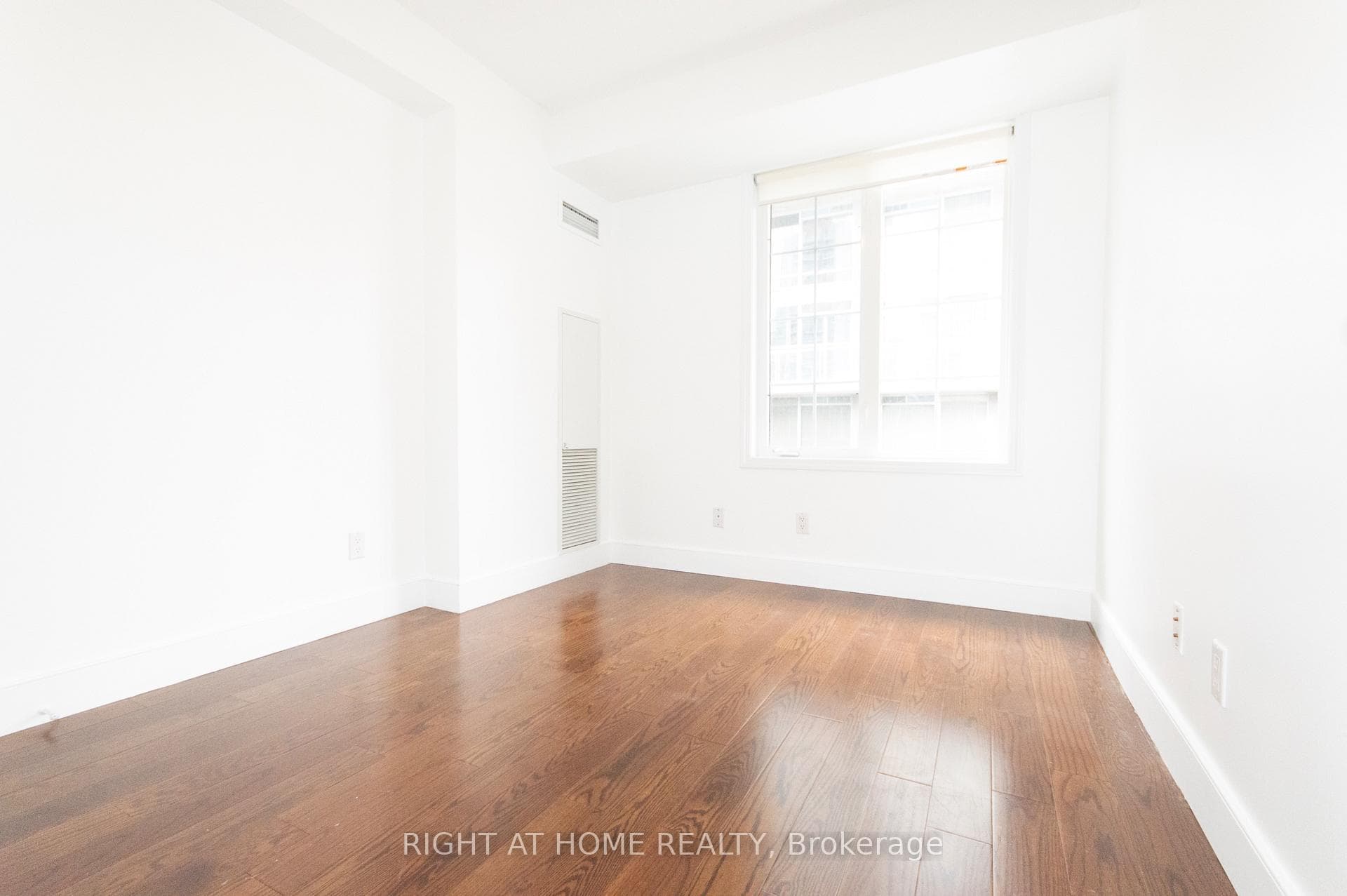 70 Douro Street Unit 269 photo 10