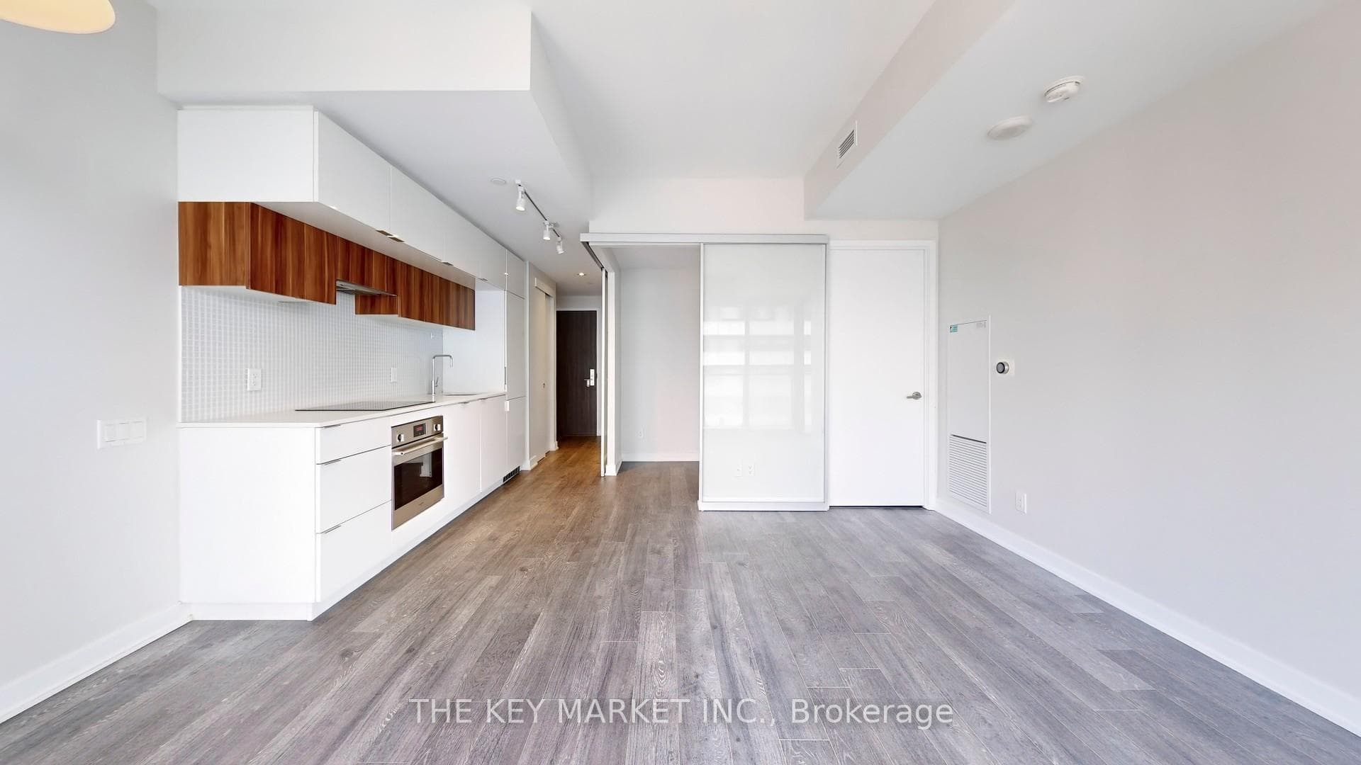 185 Roehampton Avenue Unit 2402 photo 15