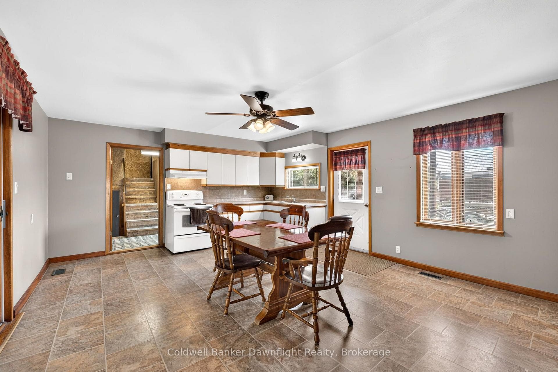 183 Victoria Avenue photo 14