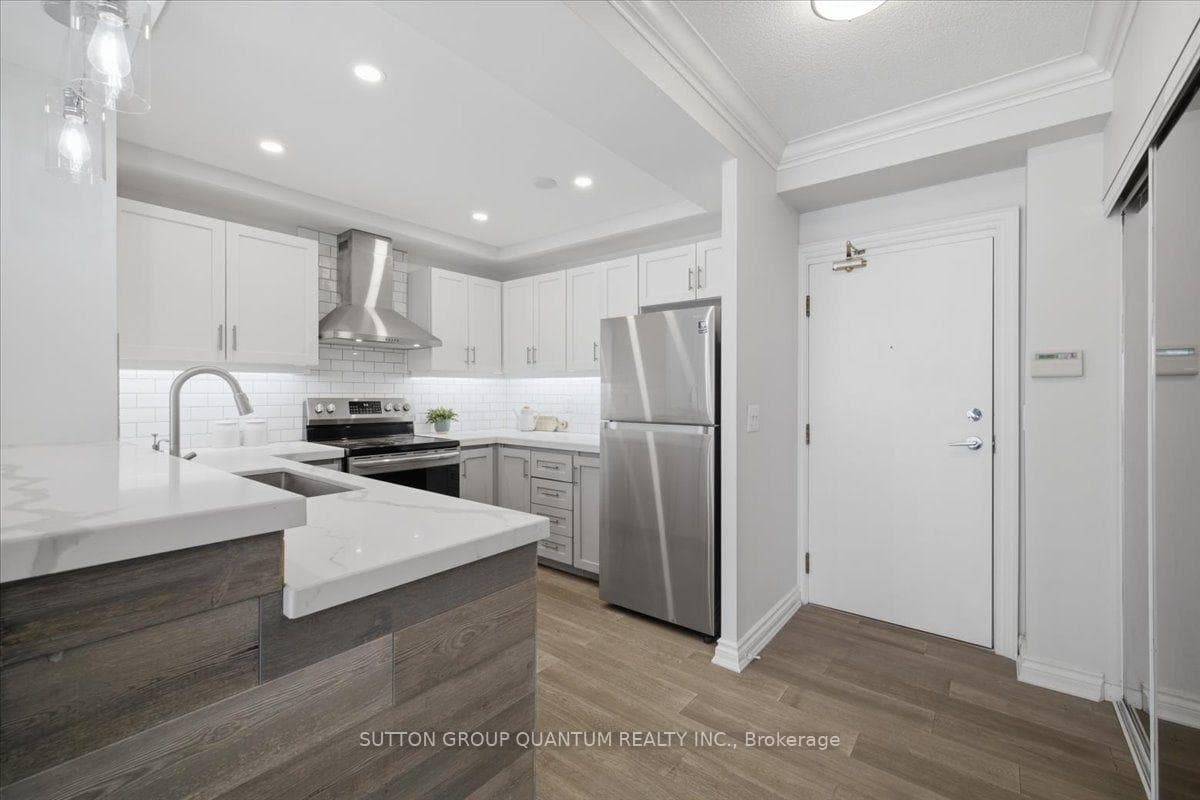 335 Webb Drive Unit PH106 photo 9