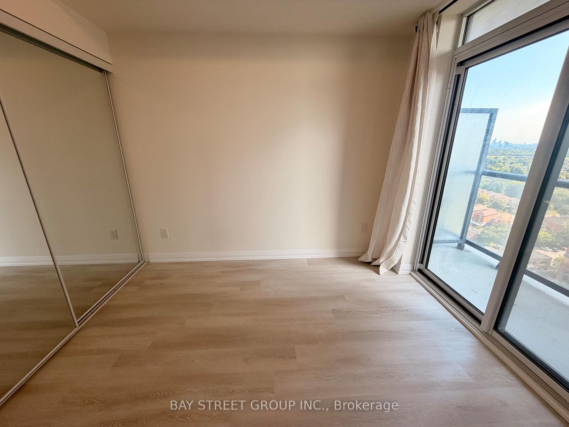 3270 Sheppard Avenue Unit 1926 photo 8