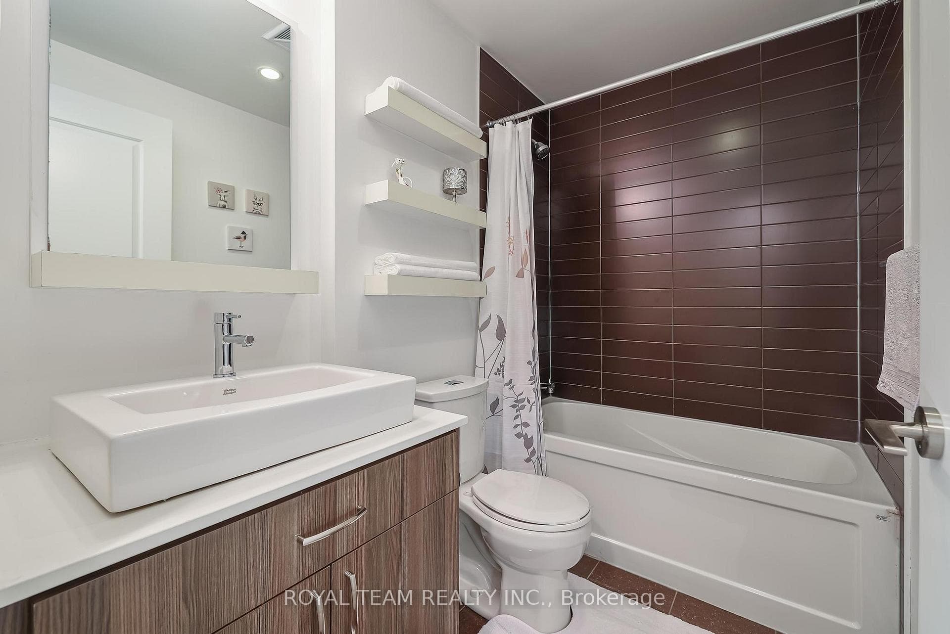 9205 Yonge Street Unit NE-308 photo 6