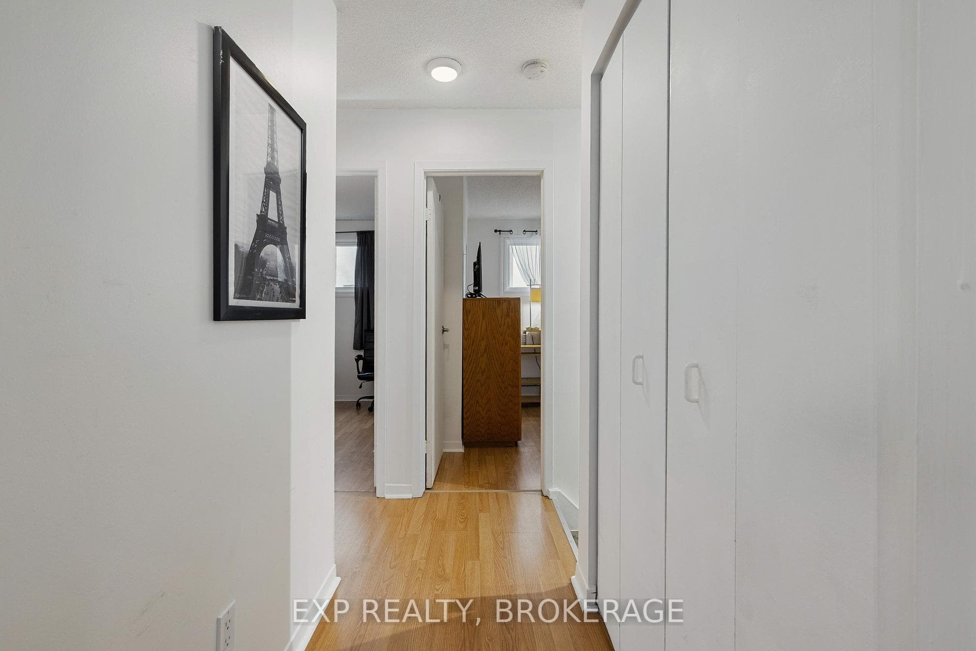 857 Datzell Lane Unit 90 photo 20