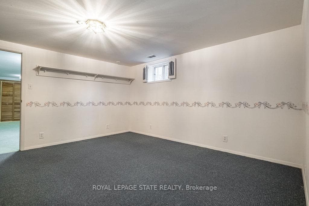 9 Sanders Boulevard photo 26