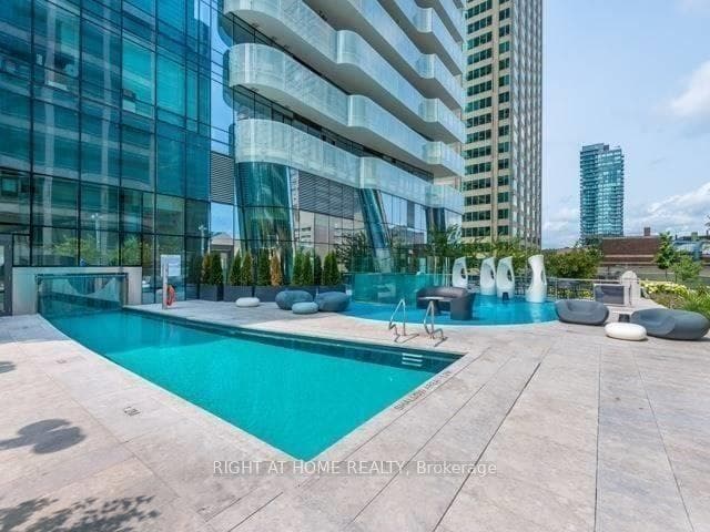 1 Bloor Street Unit 3307 photo 26