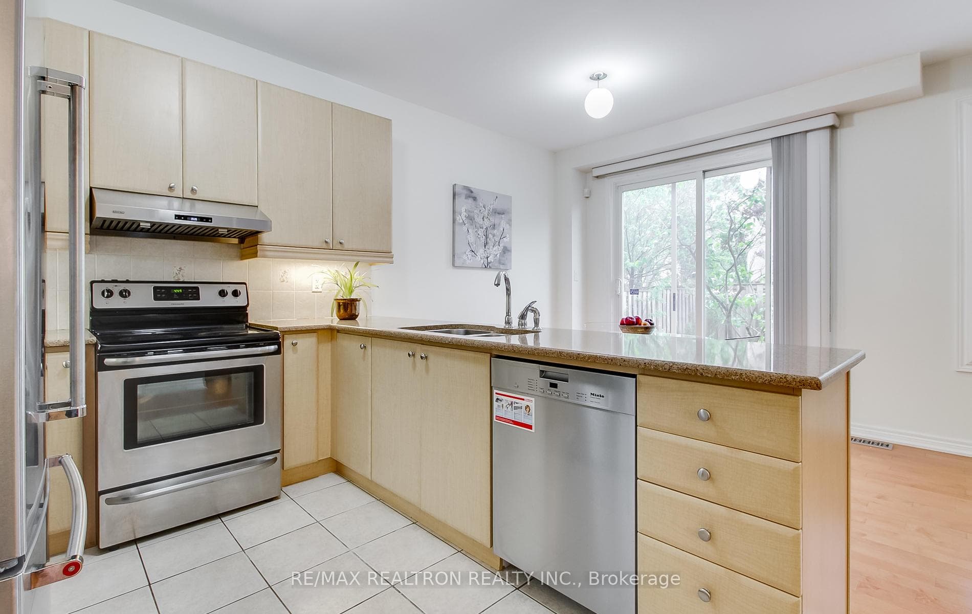 19 Brower Avenue photo 19