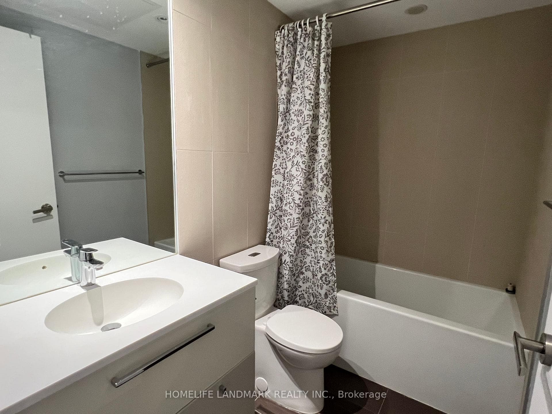 15 Grenville Street Unit 601 photo 11