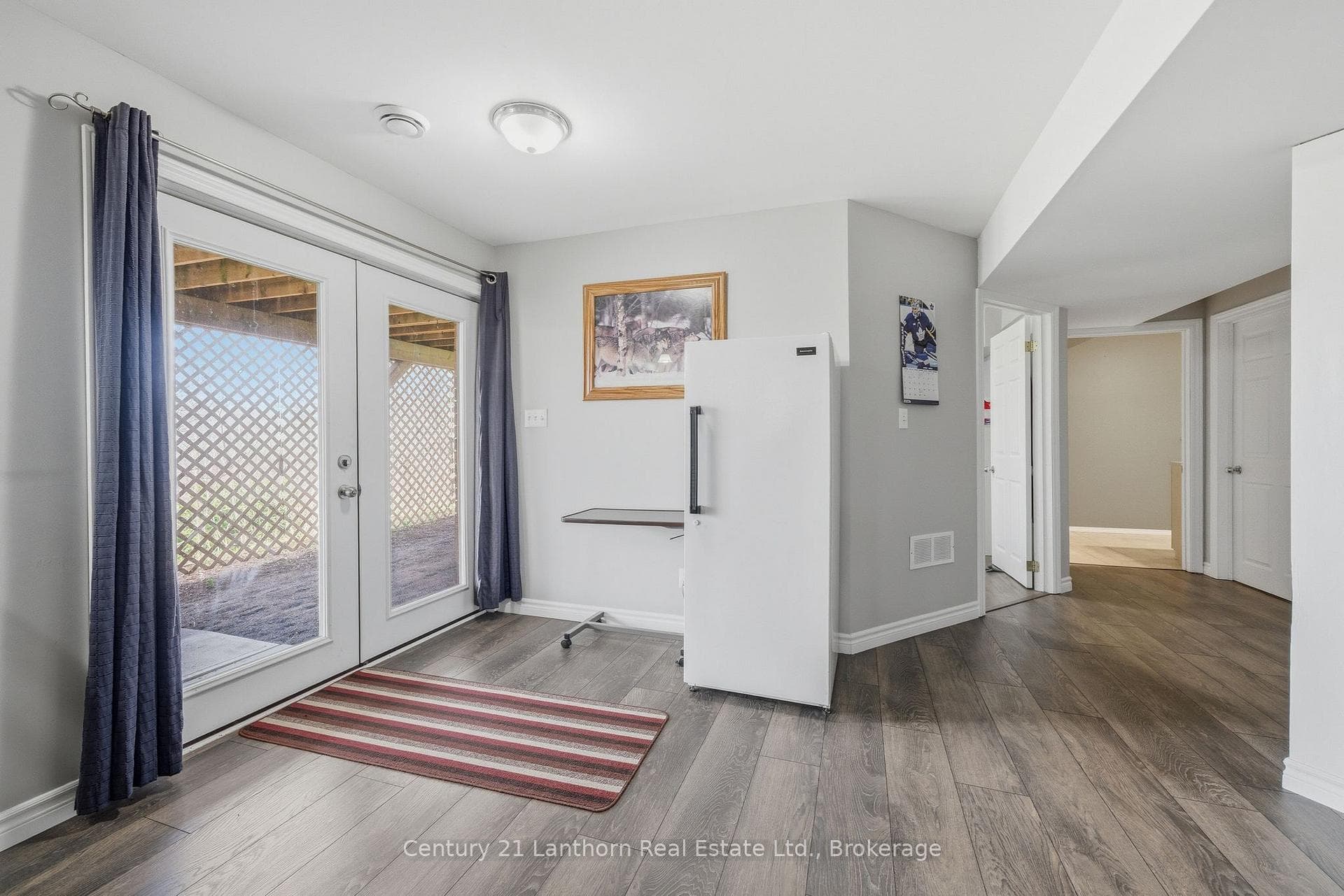 656 A Cooper Road photo 29