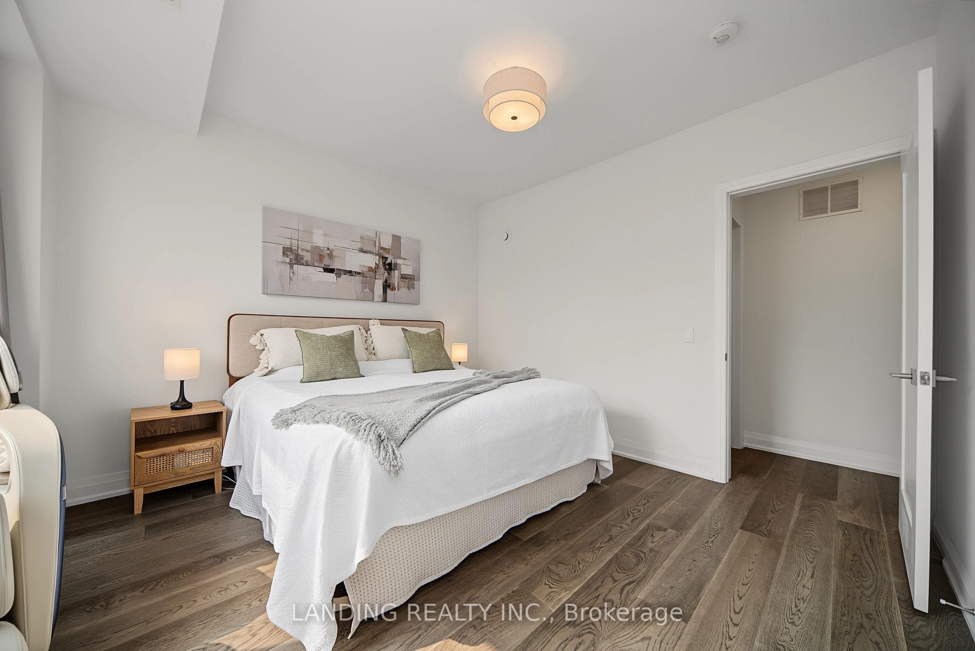 17 Greenbriar Road Unit 7 photo 31