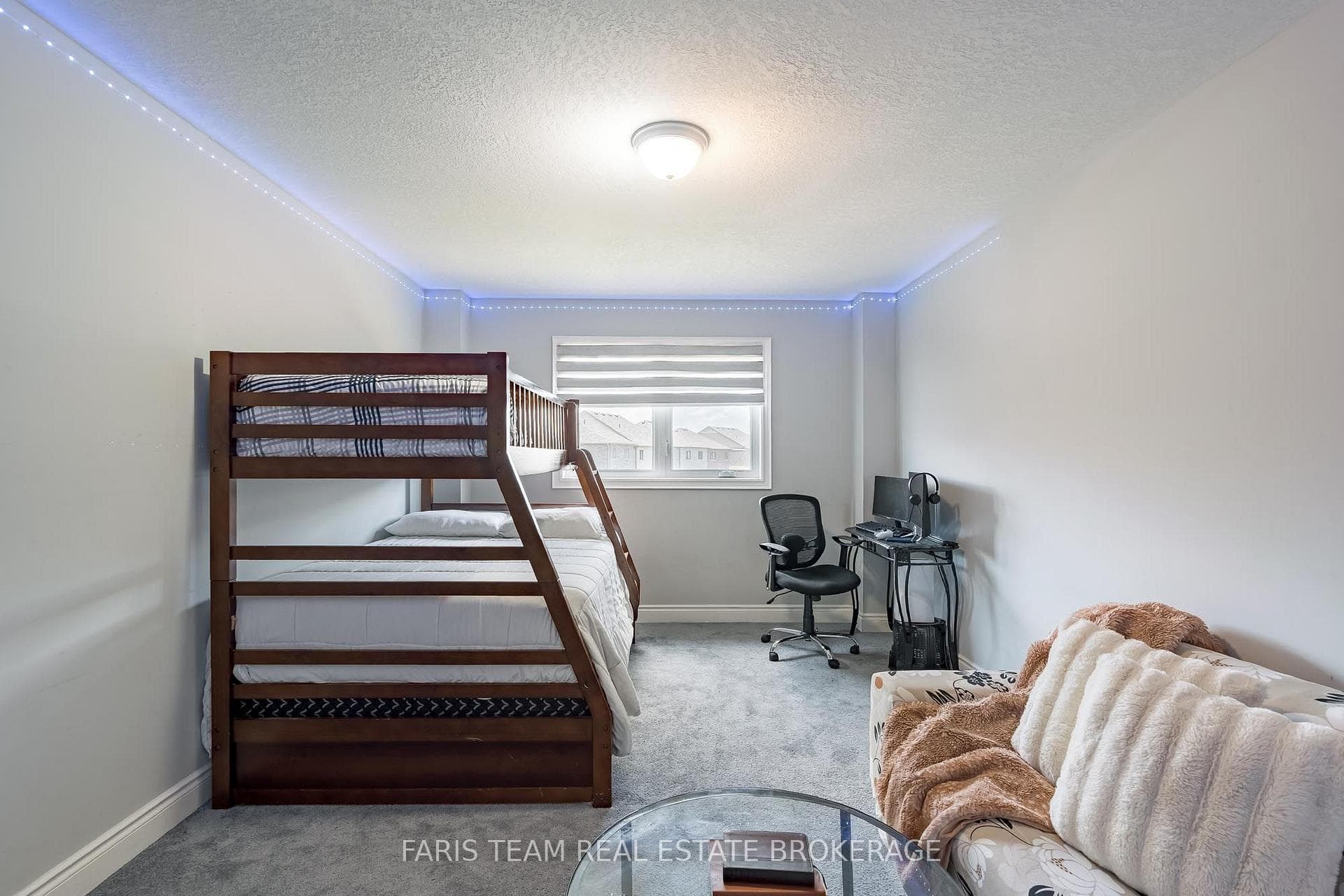 236 Eighth Avenue photo 21