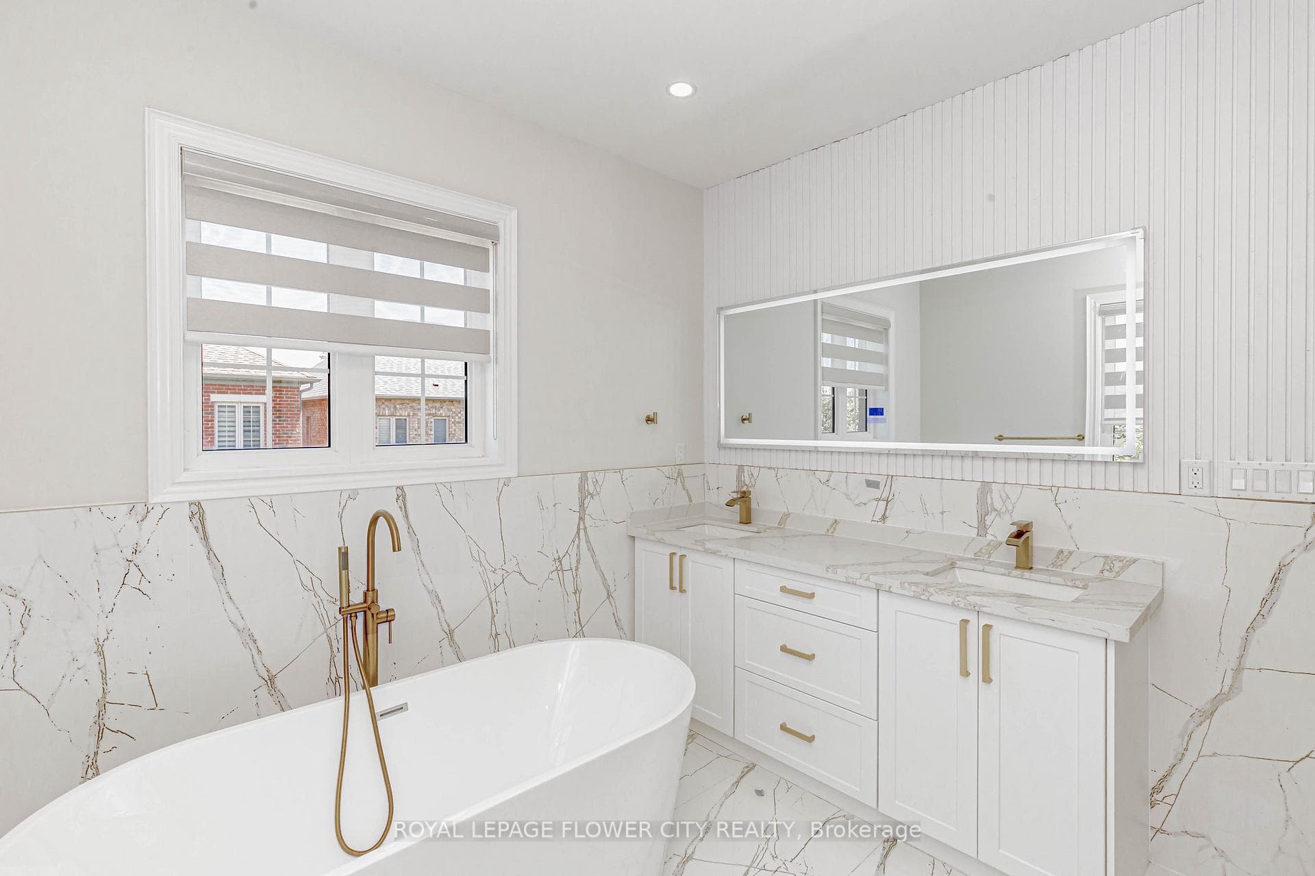 31 Betty May Crescent photo 12