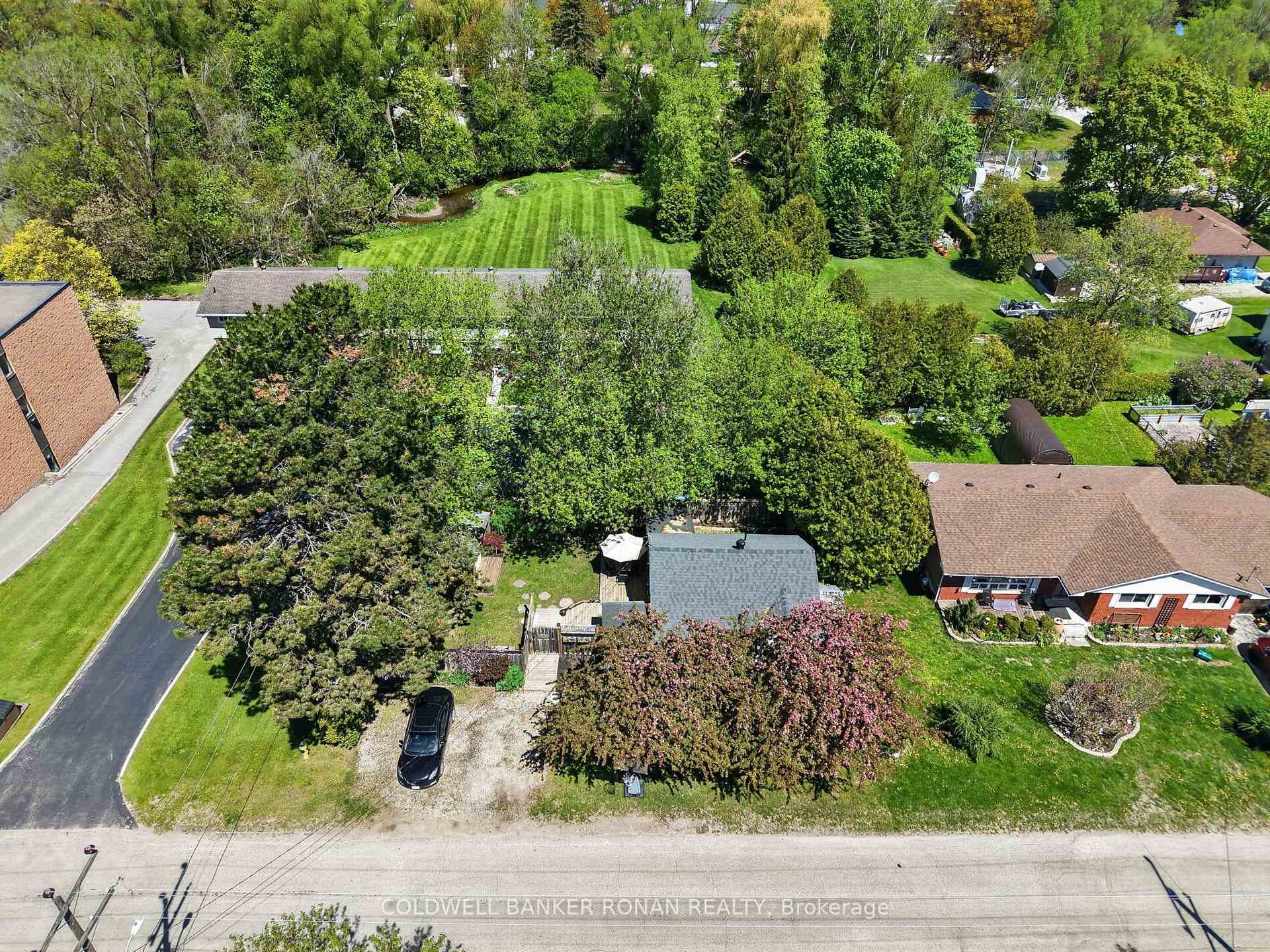 246 Weir Street photo 30
